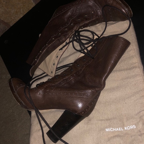 Michael kors brown leather mid calf boots size 8 - Picture 2 of 9